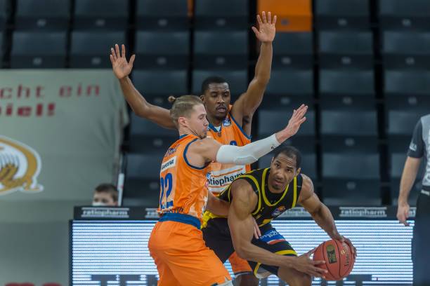 占据优势 占据优势