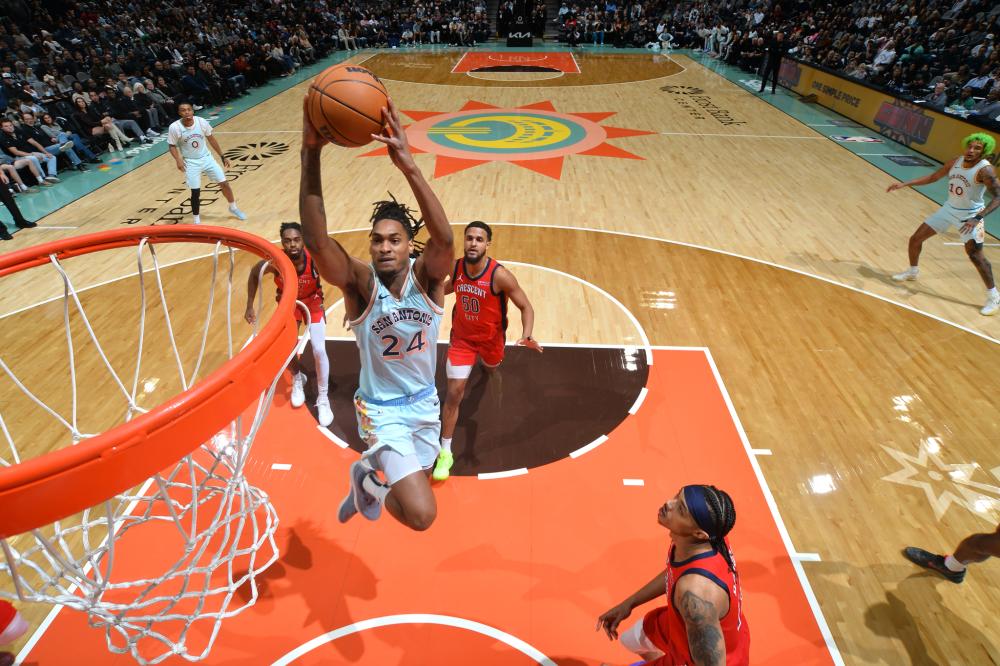 湖人首节就 湖人首节就